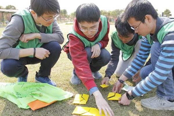 “紧盯目标，强化执行，胜在沟通，赢在合作”——记2016年立博在线官网(中国)股份有限公司科技户外拓展培训